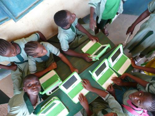 greenz/グリーンズ One Laptop per Child