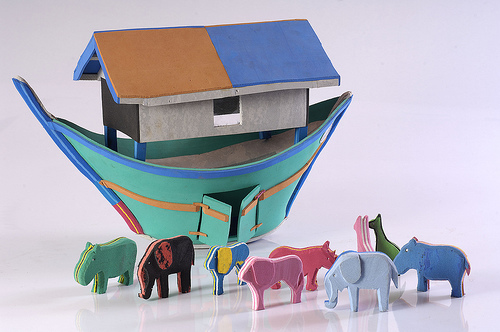 Noah's Ark with Set of Animals: Copyright (c)  2010 uniqueco.designs (flipflopiwas). All Rights Reserved.