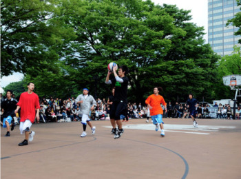 代々木公園で開催しているバスケットボール大会「ALLDAY」