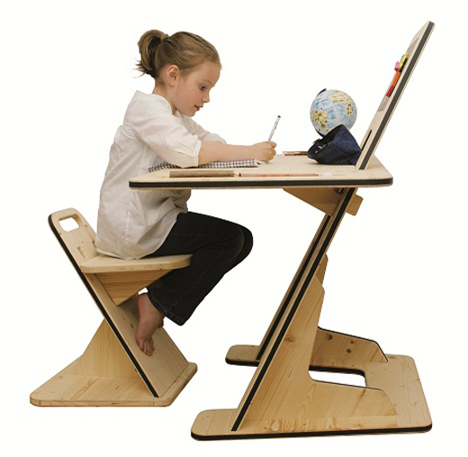 Multitasking-Growing-Desk