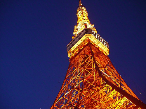 イベント 節電の夏 東京に希望の光を照らせ Tokyo Fm Presents 東京タワー 人力ライトアップ大作戦 Greenz Jp グリーンズ