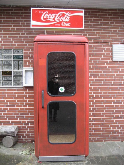 greenz/グリーンズ recycle-phone-booths1