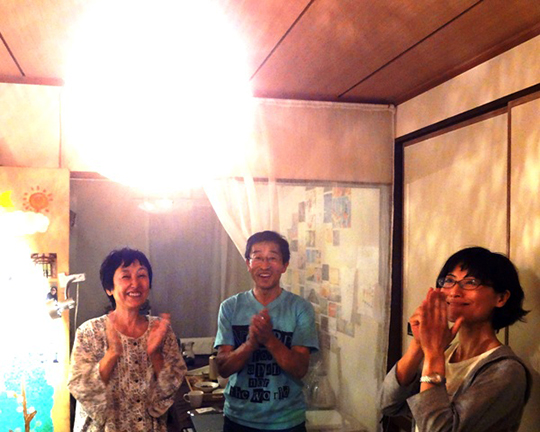 この夏、札幌市南区のMさん宅にも、照明自給にフォーカスした“100W発電所”が誕生！　撮影：はらみづほ