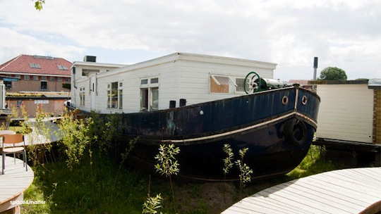 houseboat2