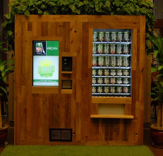 Vending machine targets healthy eaters with salads
