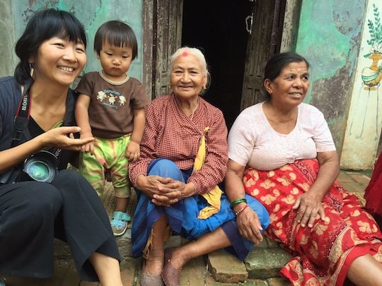 ネパールでは、亀山さんのお子さんたちも現地の人たちの優しさに触れました