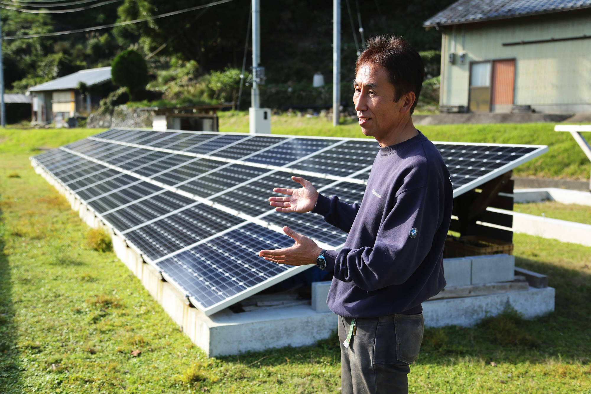 南紀自然エネルギーの運営メンバー、桜井さん。普段は田辺でゲストハウスを運営しています。（撮影：寺内尉士）