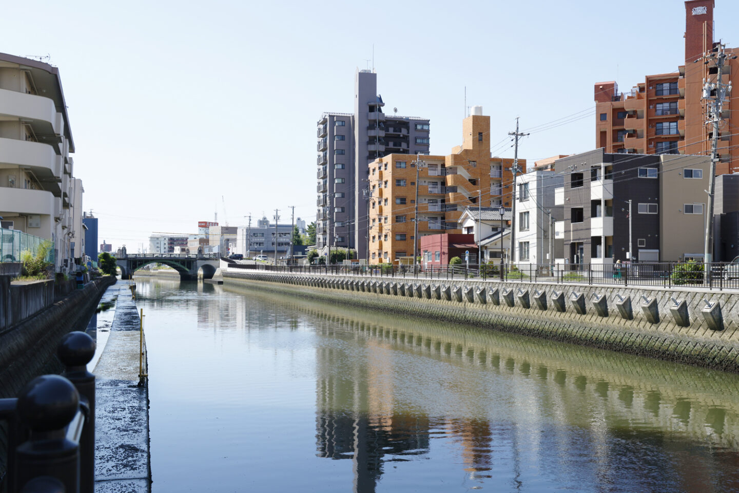 水辺とまちの入口研究所　グリーンズ